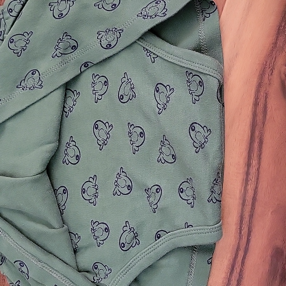 Star Wars Grogu Yoda frogs dress with built in bloomers green one eye - Picture 5 of 7